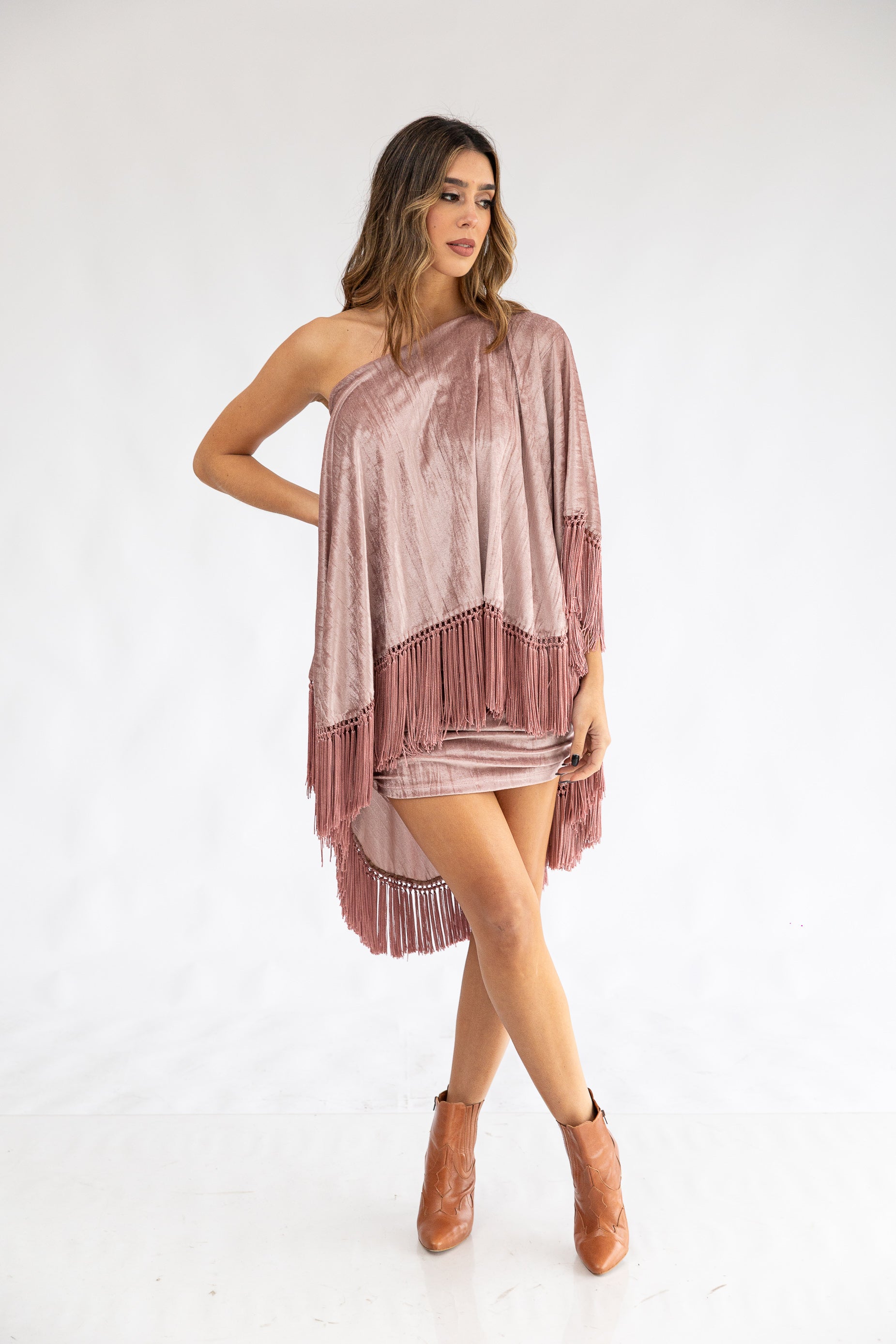 Conjunto Capita Flecos Con Pollera Corta Pana Caterine